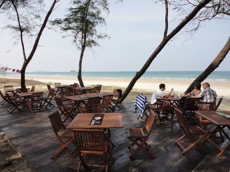 Samsuria Beach Resort & Residence Cherating Esterno foto