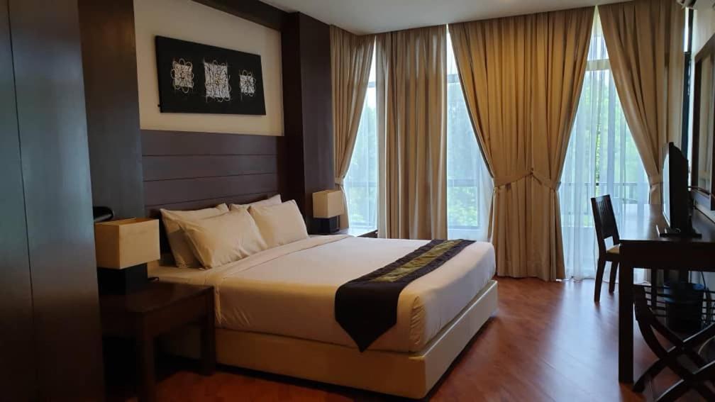 Samsuria Beach Resort & Residence Cherating Esterno foto