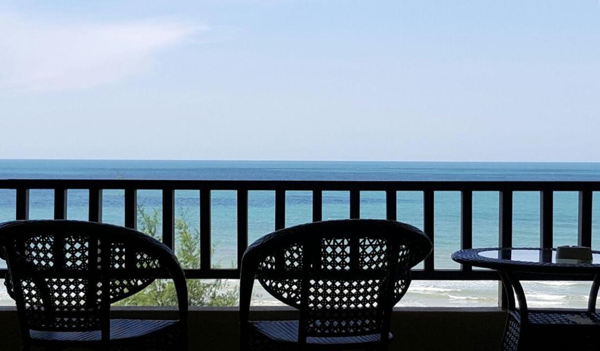 Samsuria Beach Resort & Residence Cherating Esterno foto