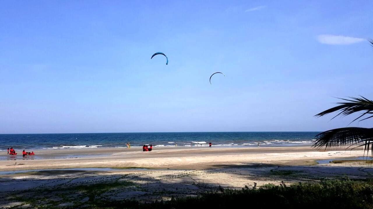 Samsuria Beach Resort & Residence Cherating Esterno foto